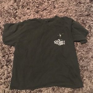 BRANDY MELVILLE BLACK SANTA MONICA SKATE SHIRT